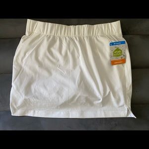 New! Columbia Skort